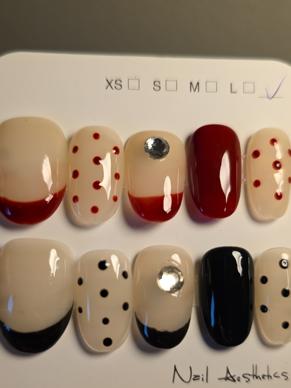 Press-On Nail Set in Red, Black, and Cream - Size Large - Picture 1 of 5